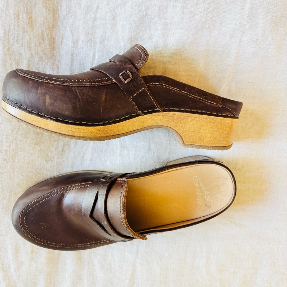 Dansko Brown Leather Clog Mules - Picture 5 of 10